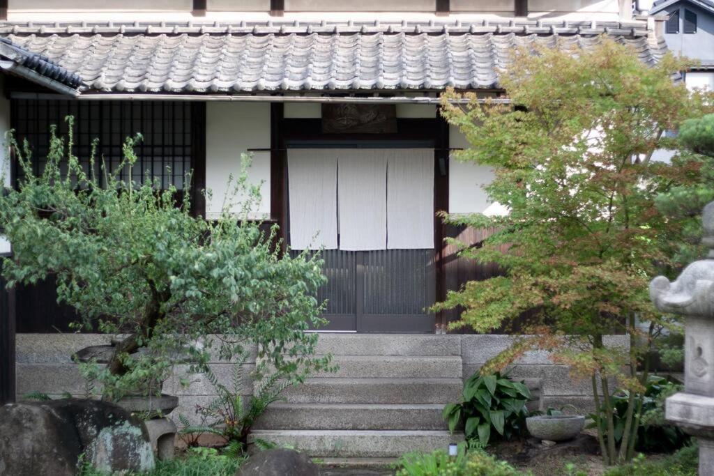 日々の宿: 宇野駅から車で5分 直島へ 最大7名様 古民家貸切 一棟貸し Tamana Exterior foto